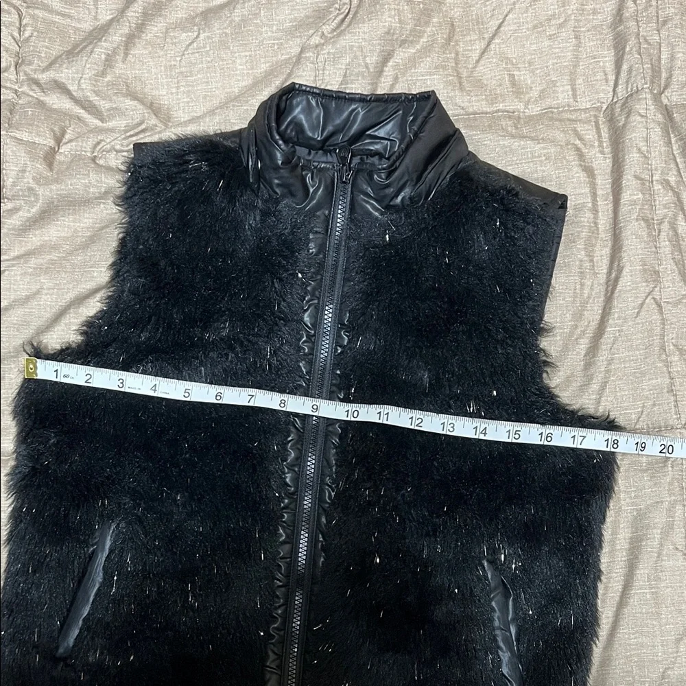 Girl’s Justice Faux Fur Puffer Vest 16 Like New